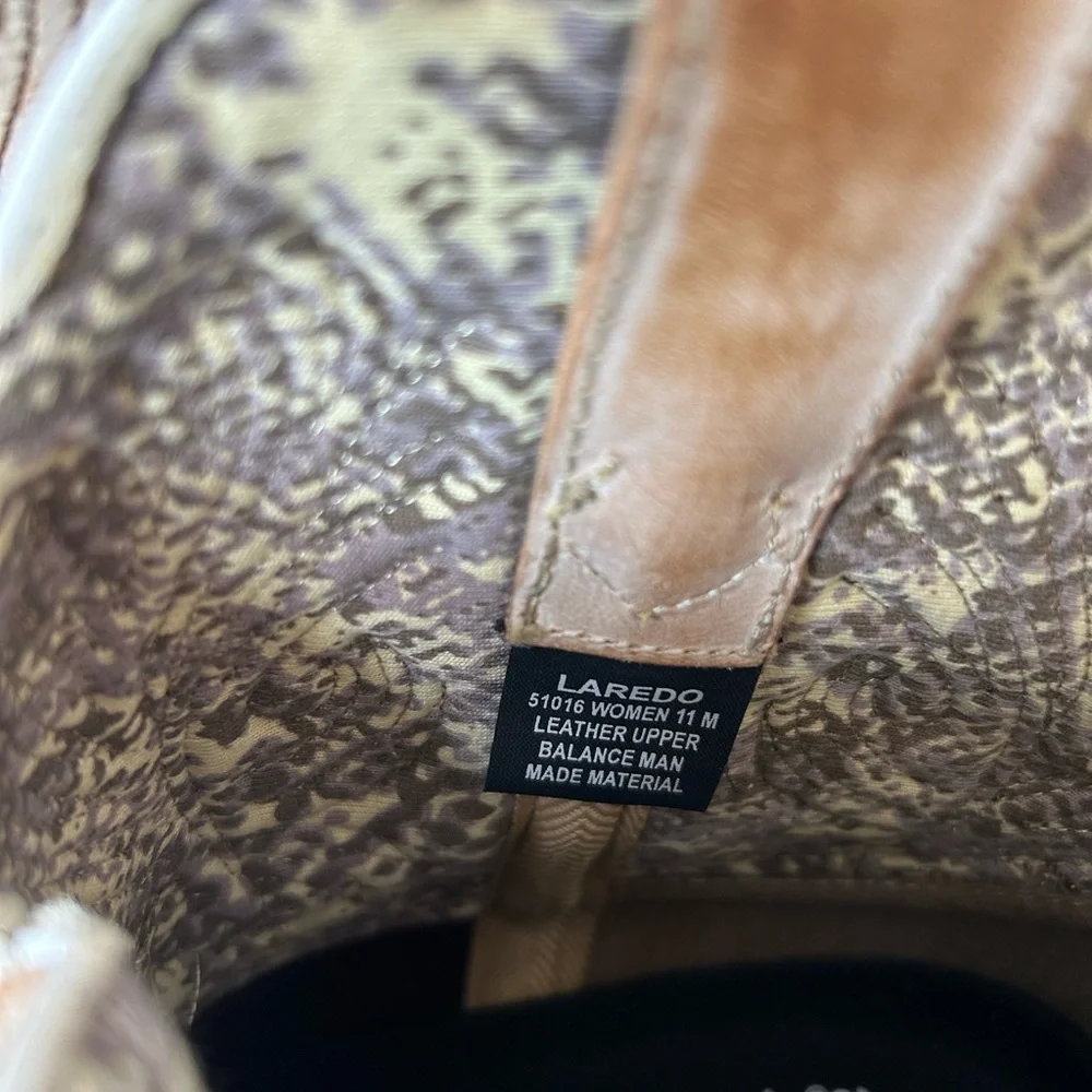 Laredo 11 M Tori Western Boot Ortholite Inserts Brown Tan Ankle Boot